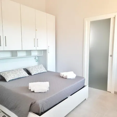 Monolocale R0478 Apartment