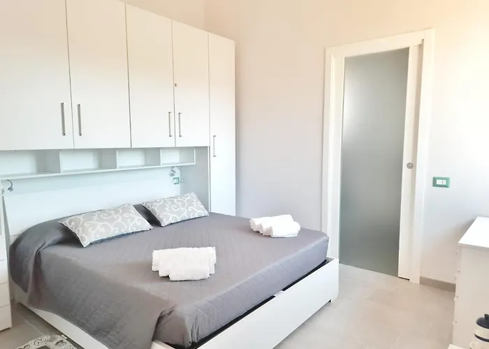 Monolocale R0478 アパート